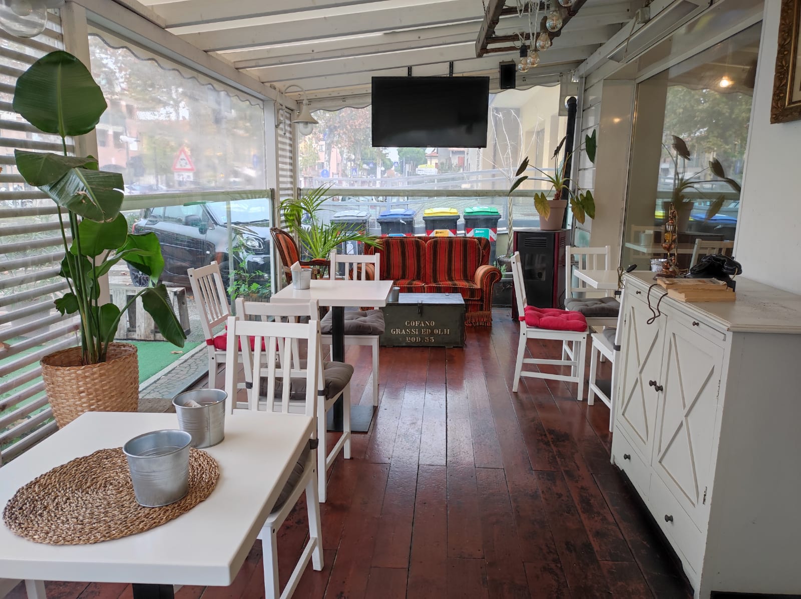 Dettaglio Cafè Rimini Verrucchio | Original Experience: molto più di una Caffetteria Eventi e Spazi da Vivere e Condividere